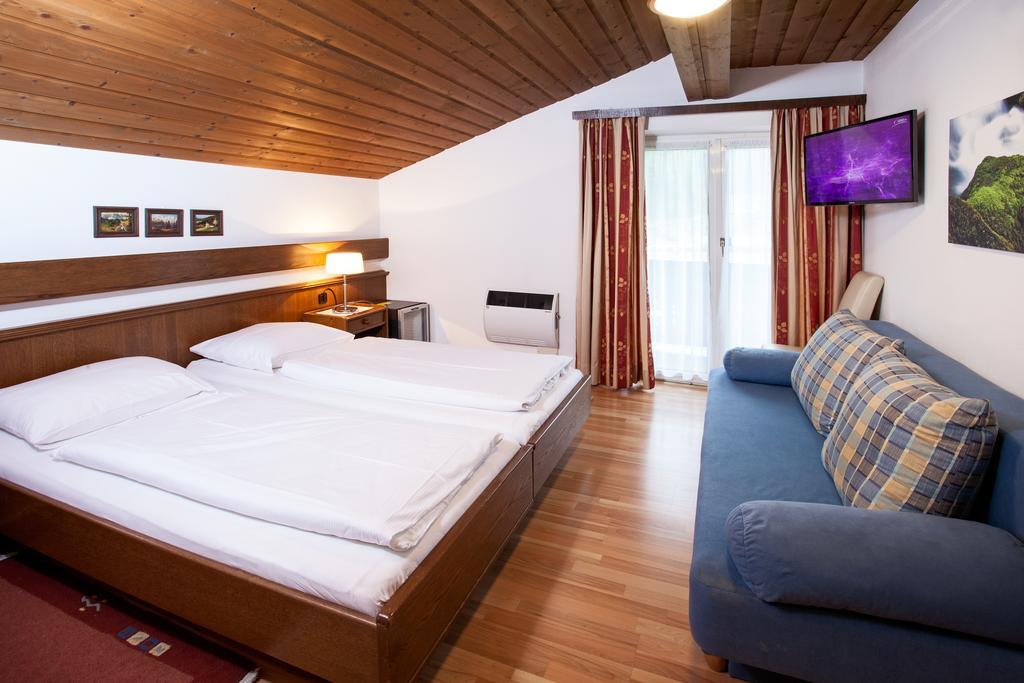 Gaestehaus Sunkler Golling an der Salzach Szoba fotó